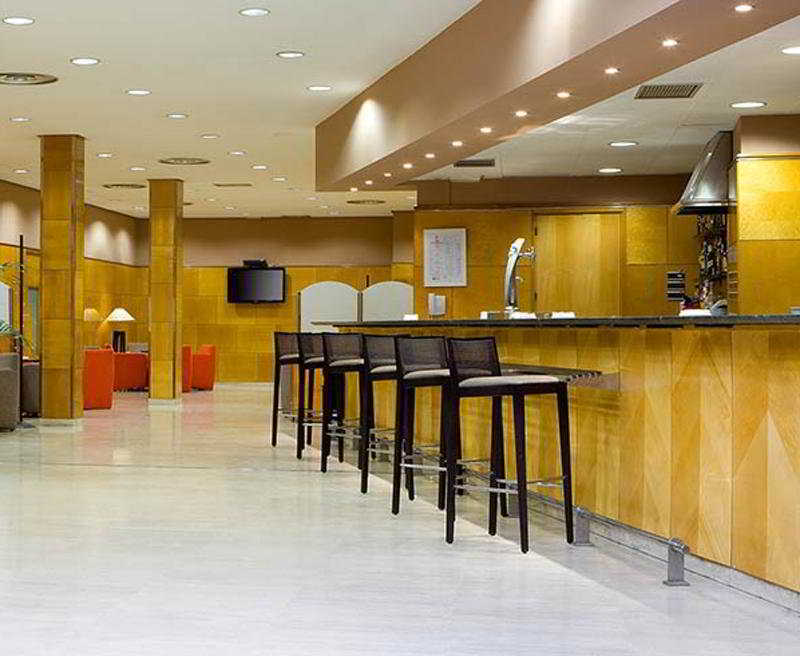 Nh Ciudad Real Hotel Restaurant photo